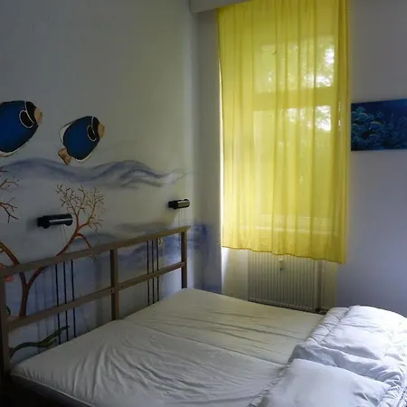 Corner Prenzlauer Berg Хостел Берлин